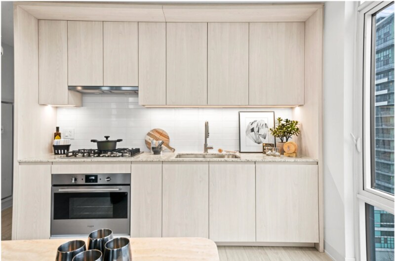 Foto principal - 335 N Halsted St