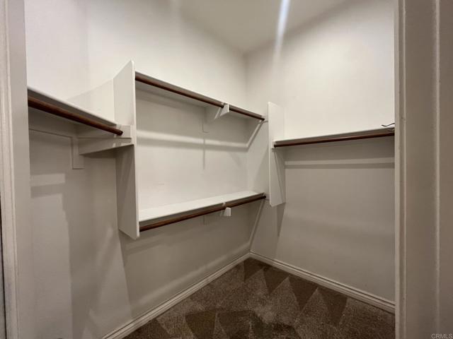 Building Photo - 593 Oak Pl