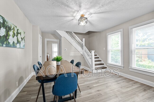 Foto del edificio - 3624 N Capitol Ave