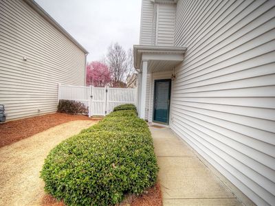 Building Photo - 3481 Avensong Village Cir