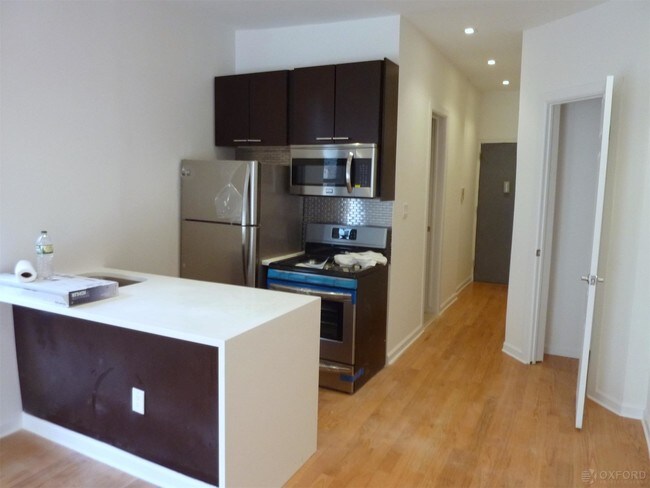 Foto del edificio - 515 Clinton Ave