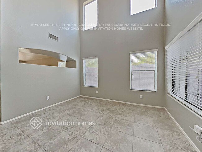 Foto del edificio - 27424 N 63rd Dr