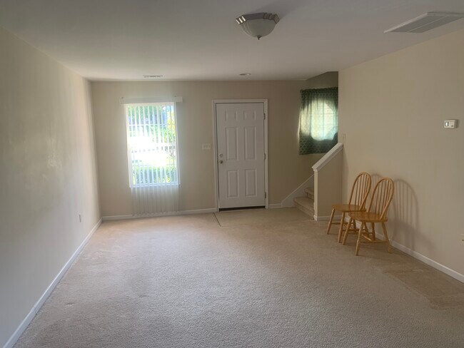 Sala de estar - 6406 Granite Hill Ln