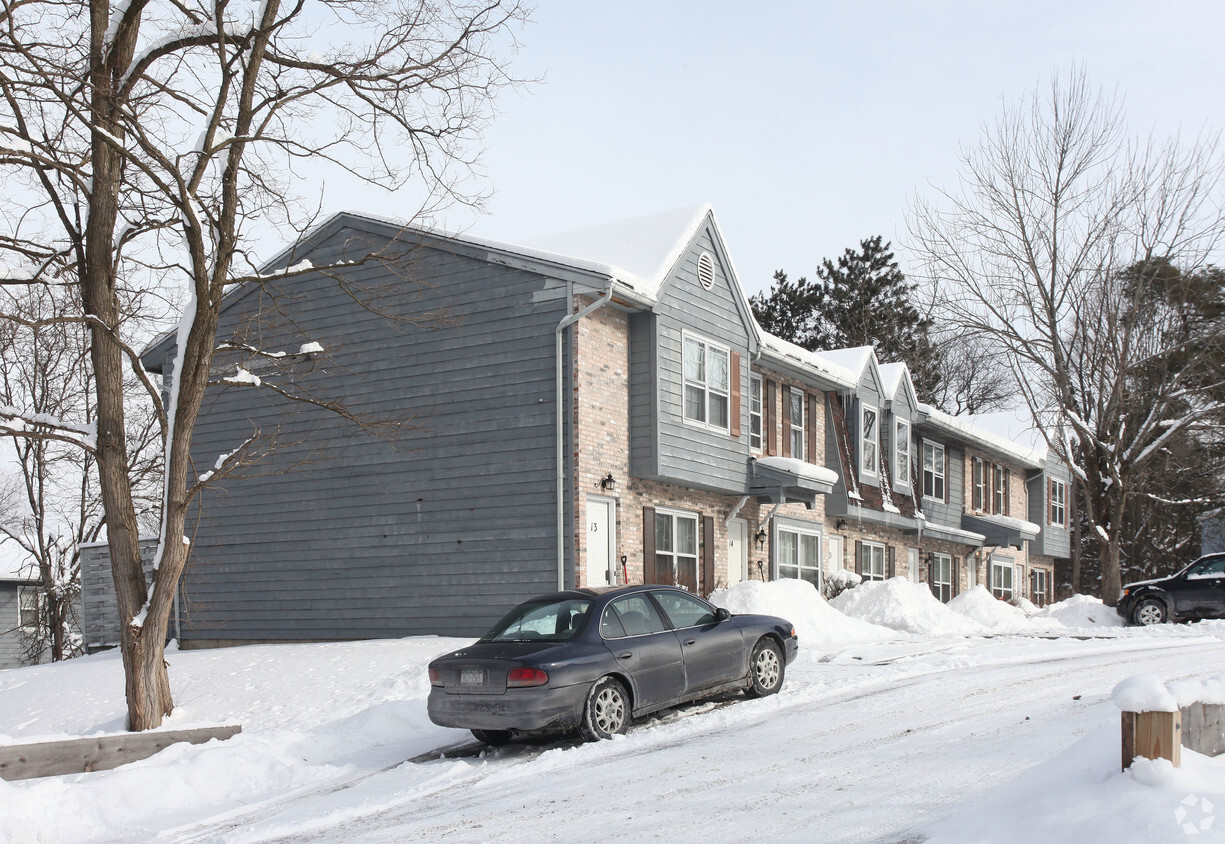 Foto del edificio - Clintonview Townhomes