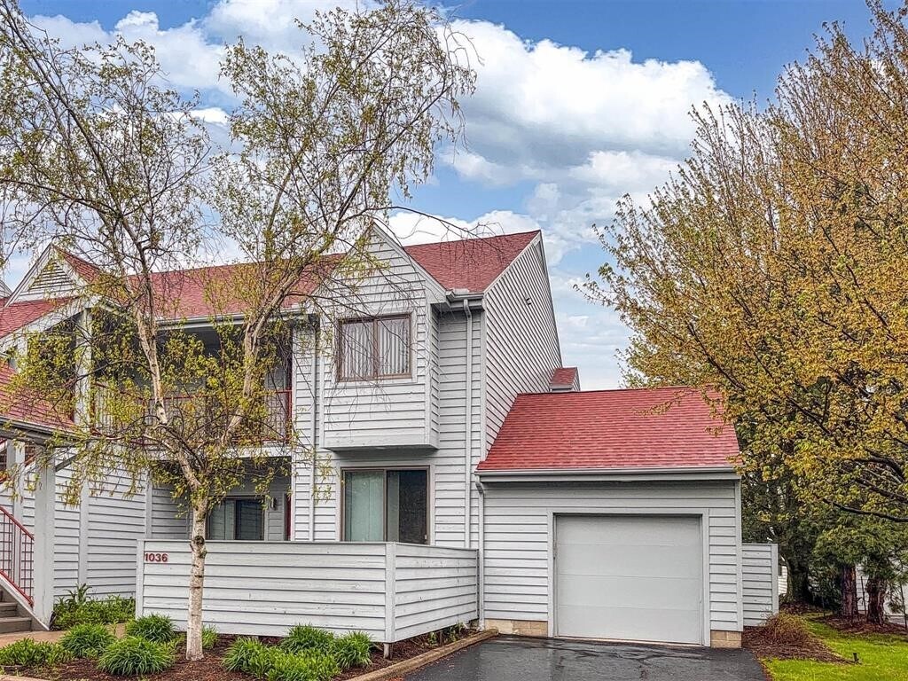 Foto principal - 1036 Lookout Dr