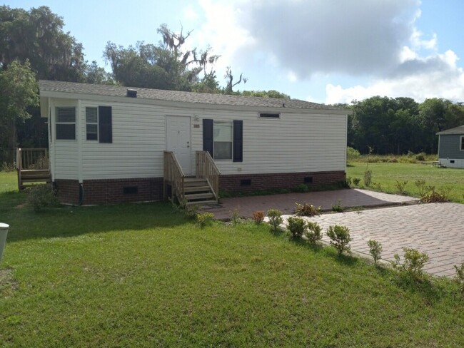 4055 NW 40th St, Lake Panasoffkee, FL 33538 - House Rental in Lake ...