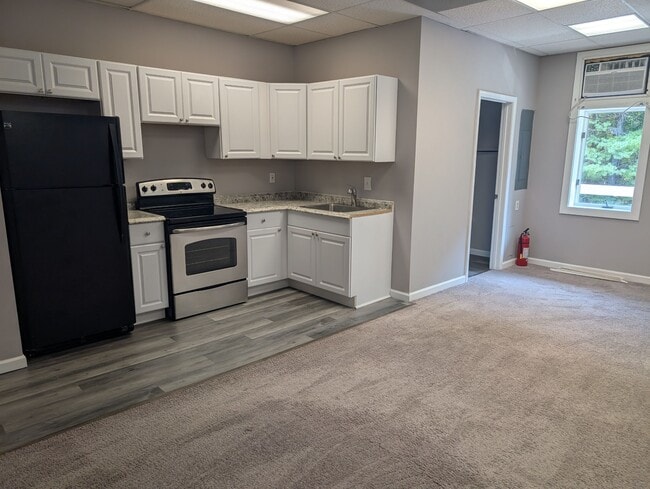 Building Photo - 5419 Deale Churchton Rd