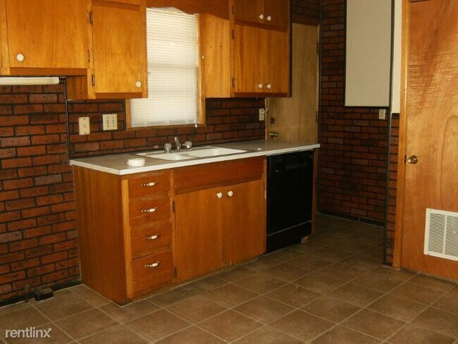 Building Photo - 2 br, 1 bath House - 433 S. Sheridan