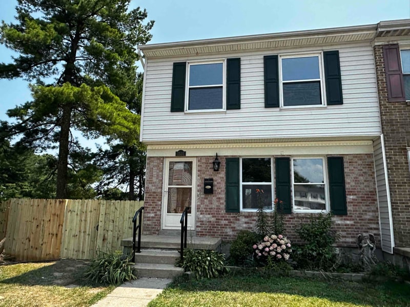 Primary Photo - 1531 Harford Square Dr