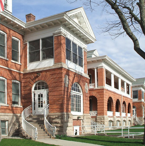 Primary Photo - Sacred Heart Apartments