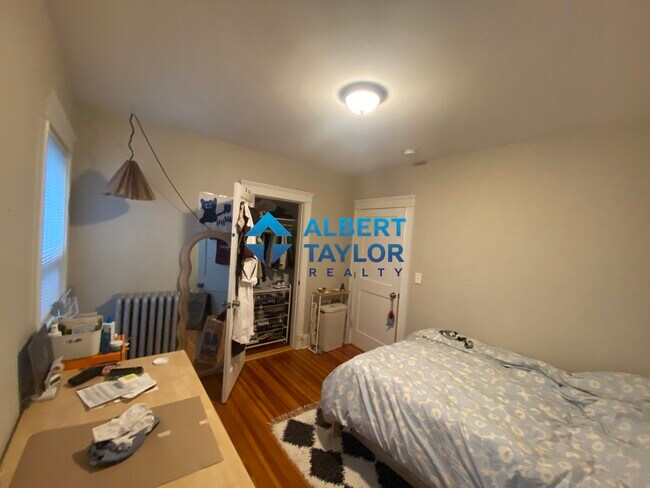 Foto del edificio - 21 Moraine St