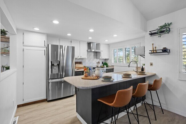 Foto del edificio - 13804 W Iliff Ave