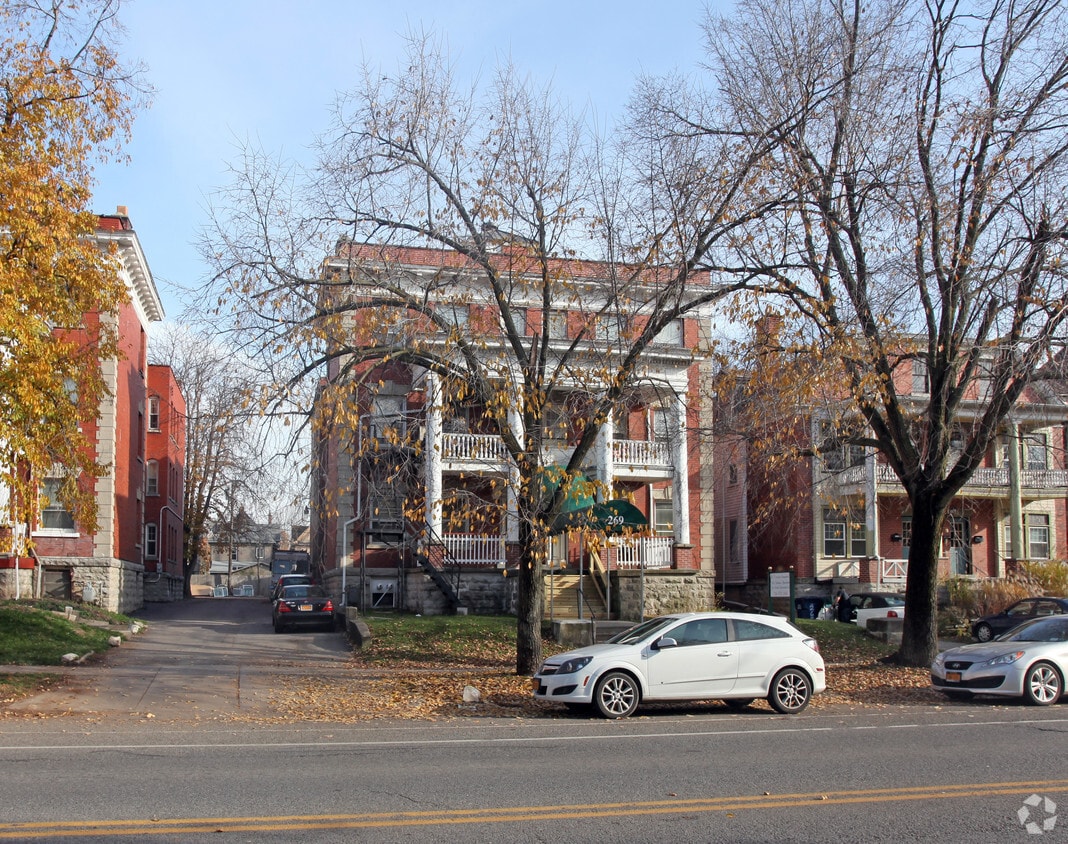Building Photo - 269 Richmond Ave