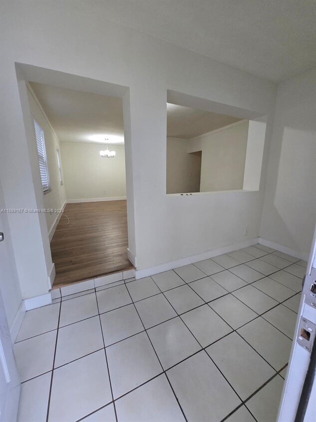 Foto principal - 851 NW 36th Ave