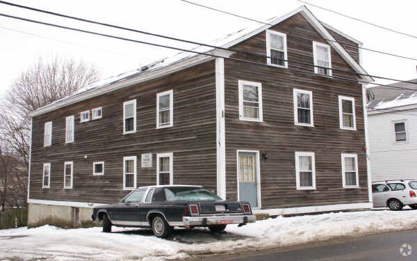 Primary Photo - 65 Mason St