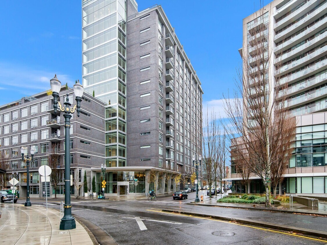 Photo - 1255 NW 9th Ave (Portland, OR)