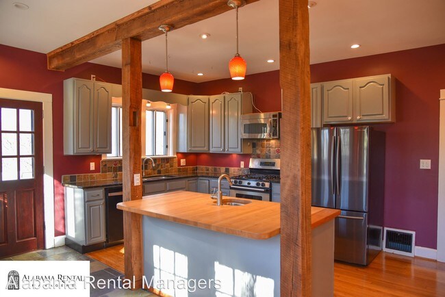 Foto del edificio - 479 Ridge Rd