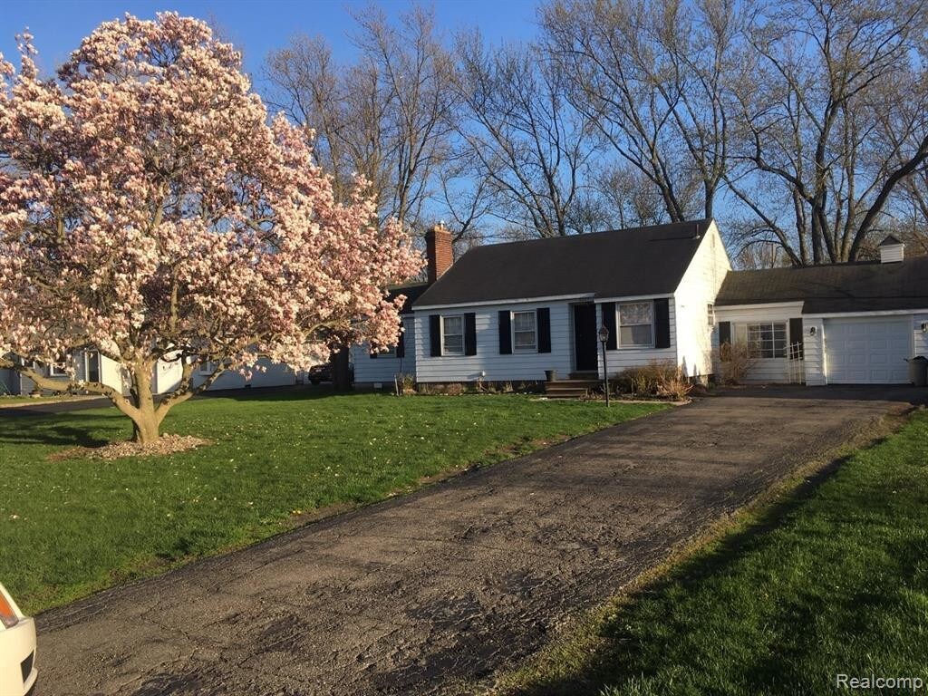 Primary Photo - 9247 Highland Dr