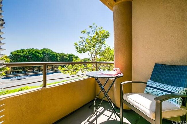 Foto del edificio - 13 Silverwind