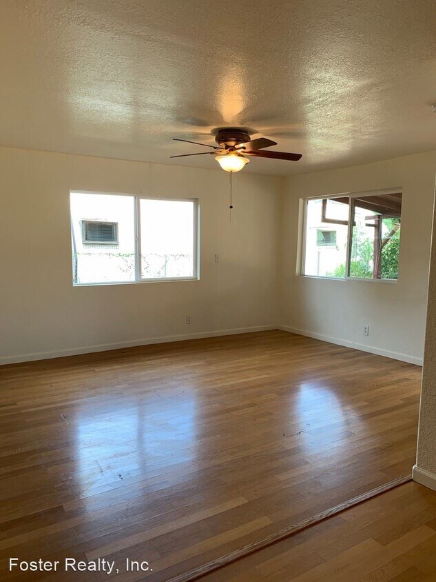 Building Photo - 4 br, 2 bath House - 86-327 Puhawai Road