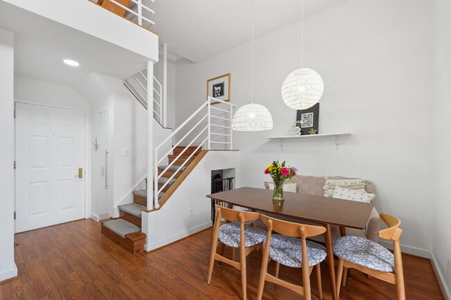 Foto del edificio - 1020 N Stafford St