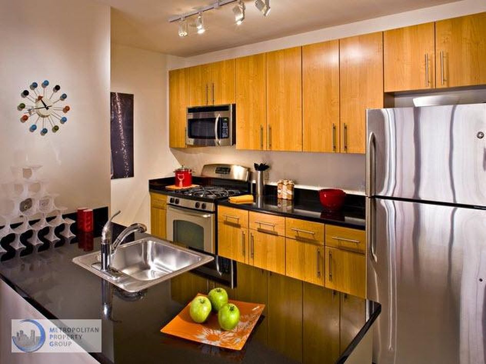 Foto principal - 444 W 35th St