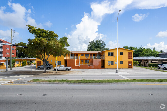 Building Photo - 2960 W Flagler St