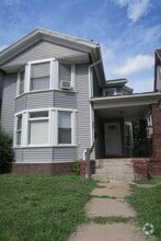 Building Photo - 334 University Ave
