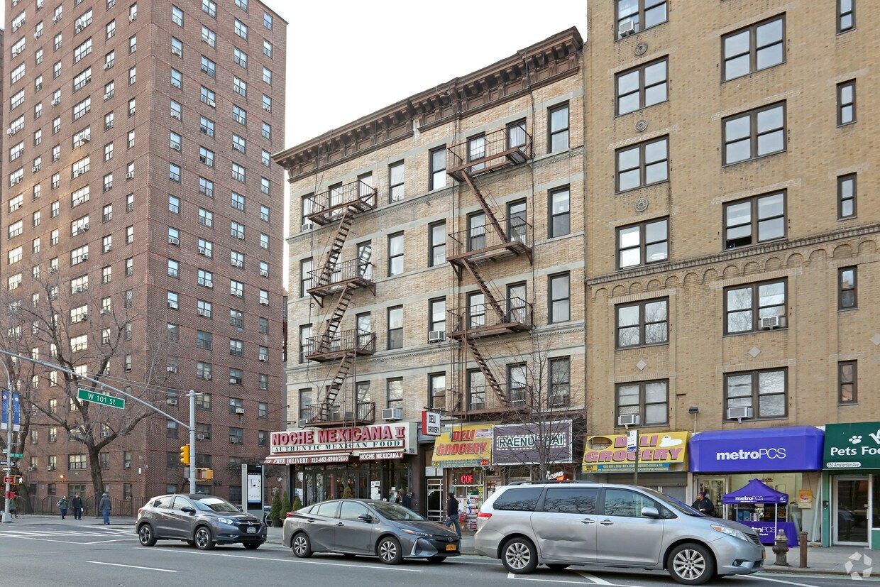 Foto del edificio - 842-844 Amsterdam Ave