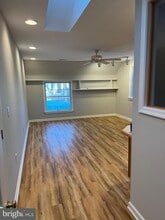 Building Photo - 593 A St