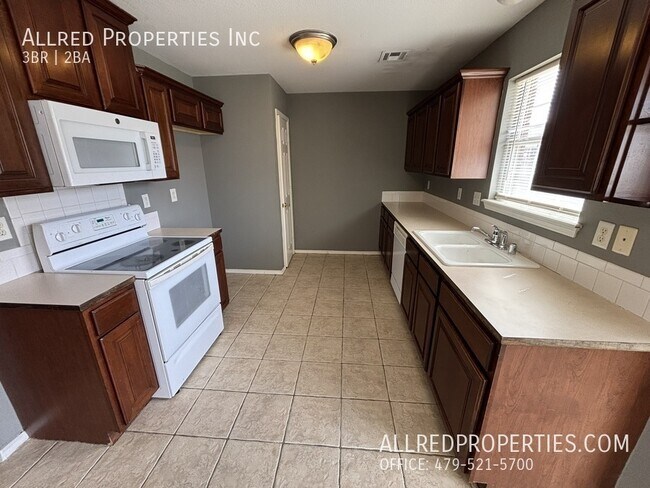 Foto del edificio - 2405 SW 17th St