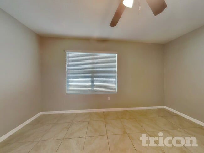 Building Photo - 3108 Bethpage Loop