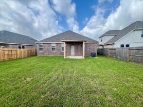 Building Photo - 3029 Sorrento Hl Dr