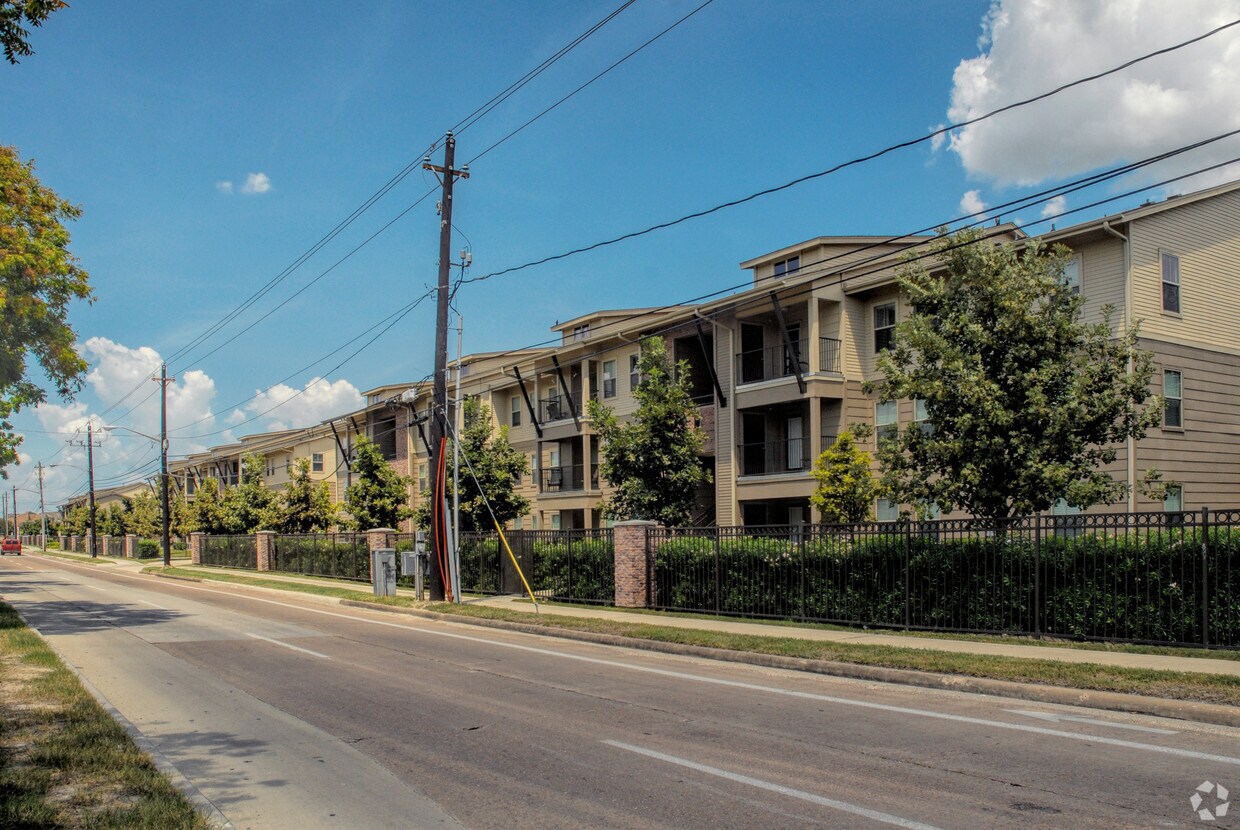 Avenue Terrace Apartments Houston, TX