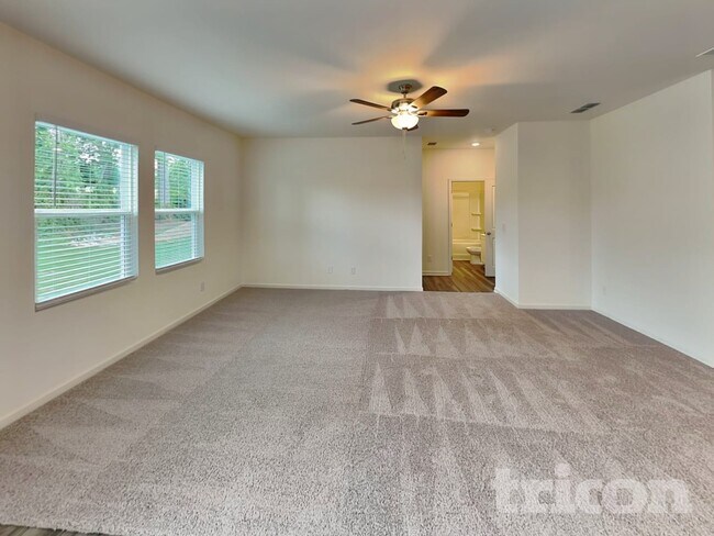 Building Photo - 283 Cotton Tail Lane Villa Rica GA