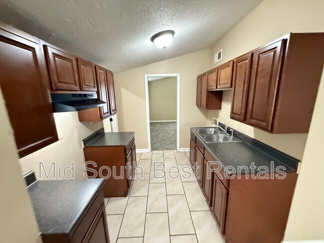 Foto del edificio - 717 Northaven Dr