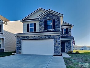 Building Photo - 2446 Creek Bank Dr