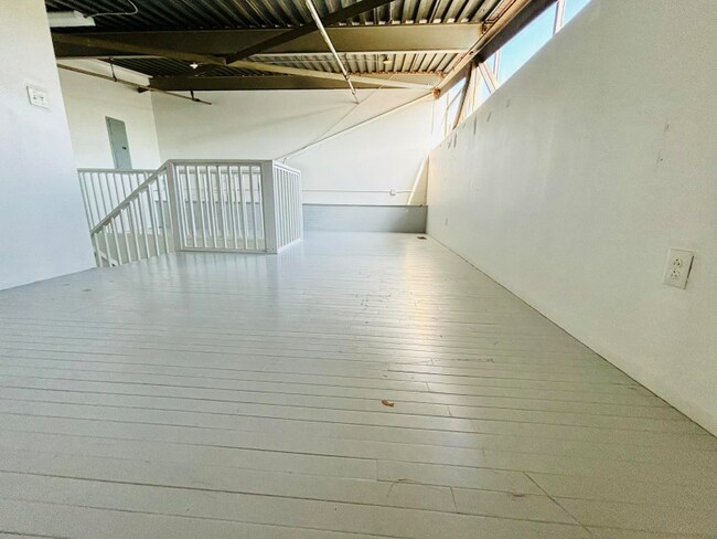 Foto del edificio - 1304 E Market St