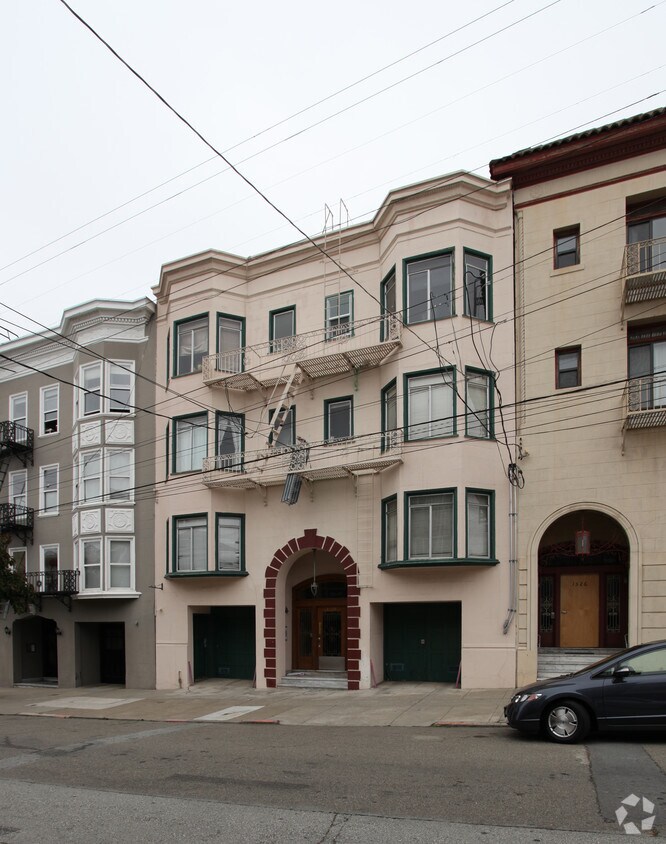 Building Photo - filbert