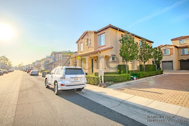 Foto del edificio - 221 W Pebble Creek Ln