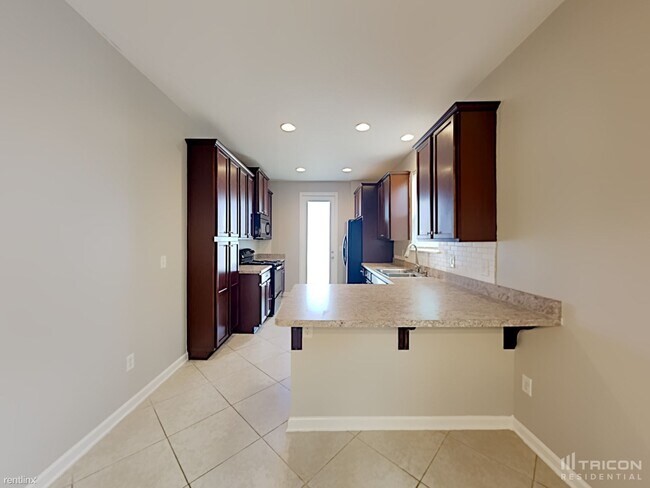 Building Photo - 447 Vineyard Ln