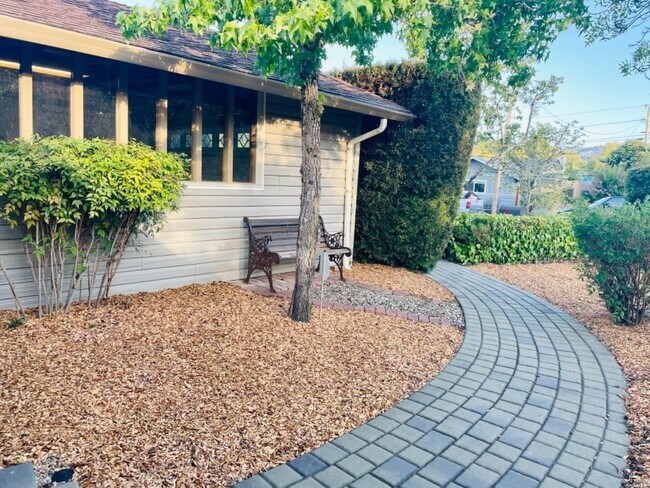 Foto del edificio - 18 Ruben Ct