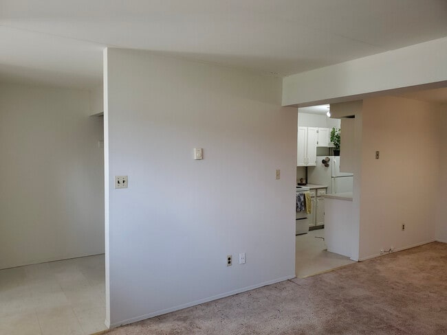 Building Photo - 88 Southpark Dr