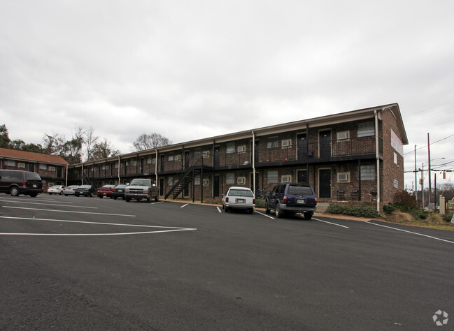 Building Photo - Forest Lake Apartments