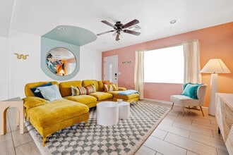 Building Photo - 1101 E Ruth Ave