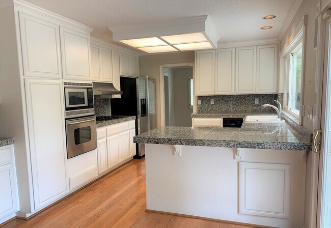 Building Photo - Coming Soon! Beautiful Gated Community in ...