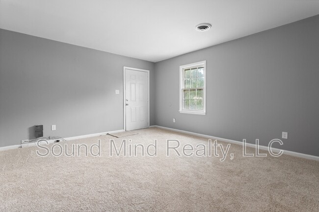 Building Photo - 1403 Sportsman Trail