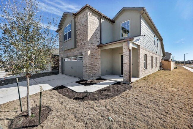 Building Photo - 323 Canley Lp
