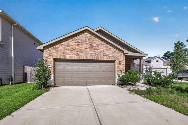 Building Photo - 16737 Oak Bough Dr