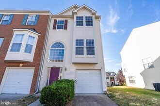 Building Photo - 200 Chesterbrook Ct